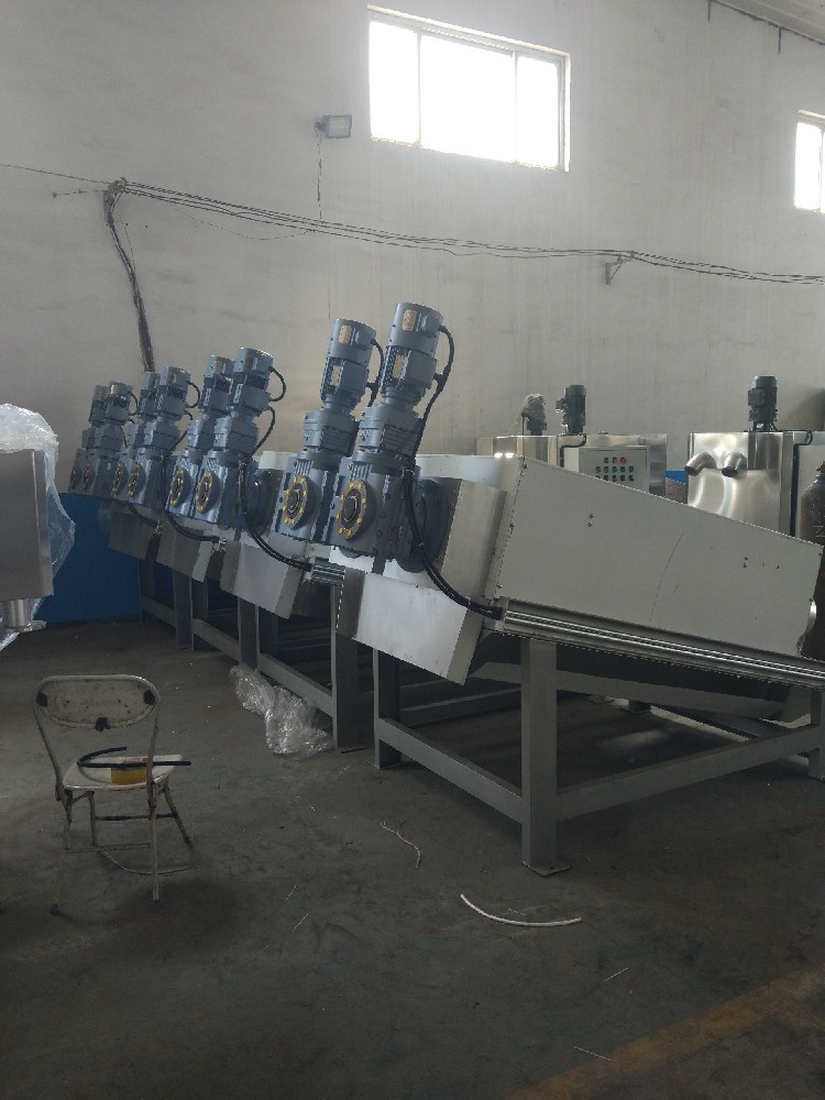 疊螺污泥脫水機(jī)_全自動(dòng)不銹鋼疊螺機(jī)污水處理污泥壓濾設(shè)備廠家